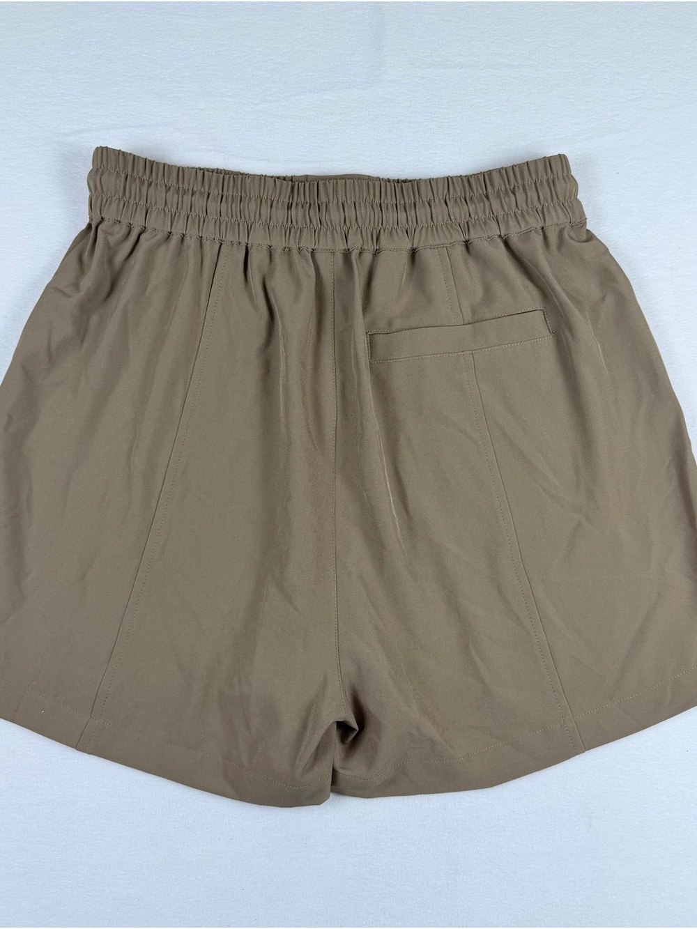 Varley Taupe Brown Drawstring Athletic Lounge Shorts Size Medium - Picture 5 of 8